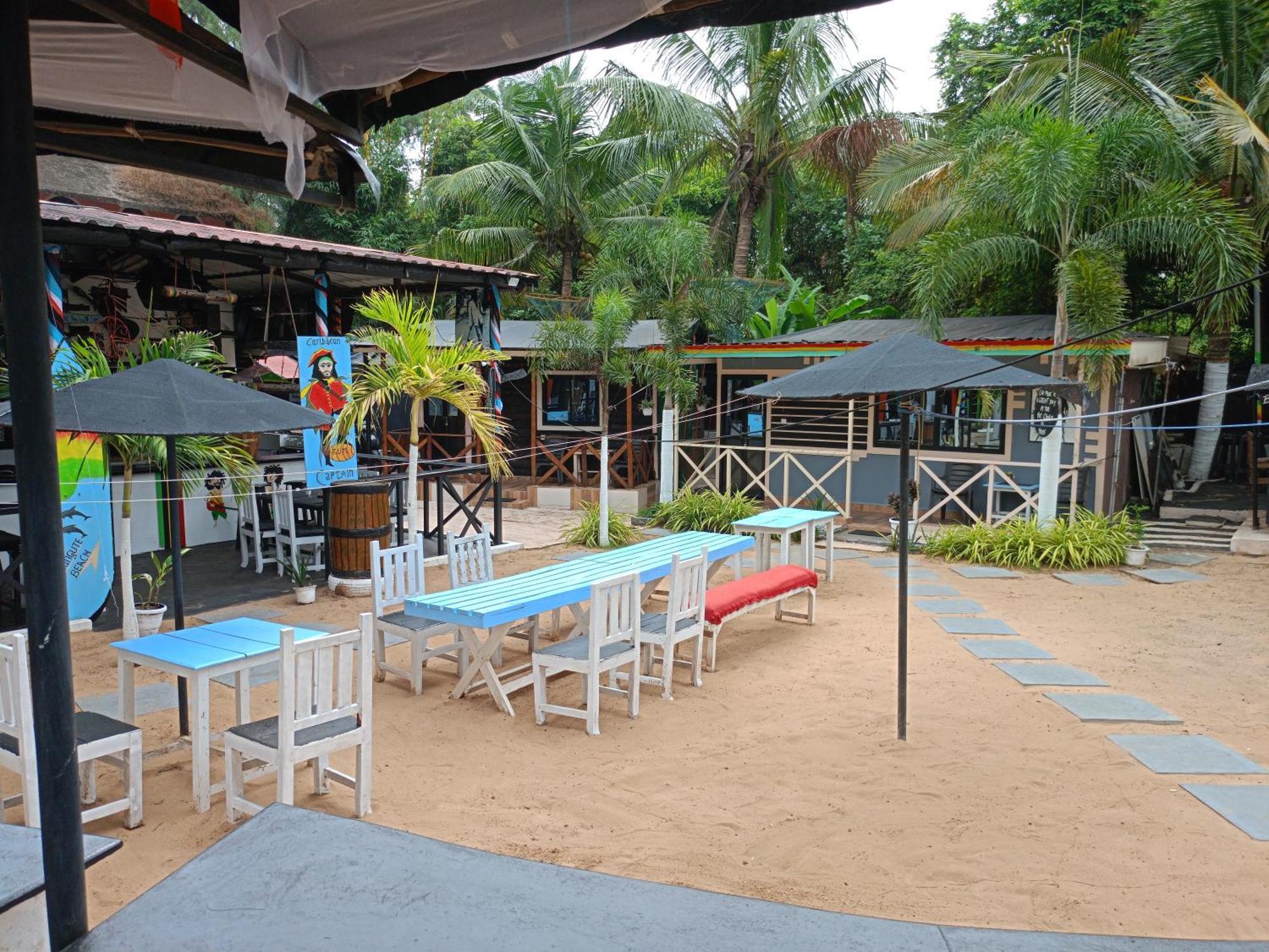 Boaty'S Beach Cottages Calangute Exterior photo