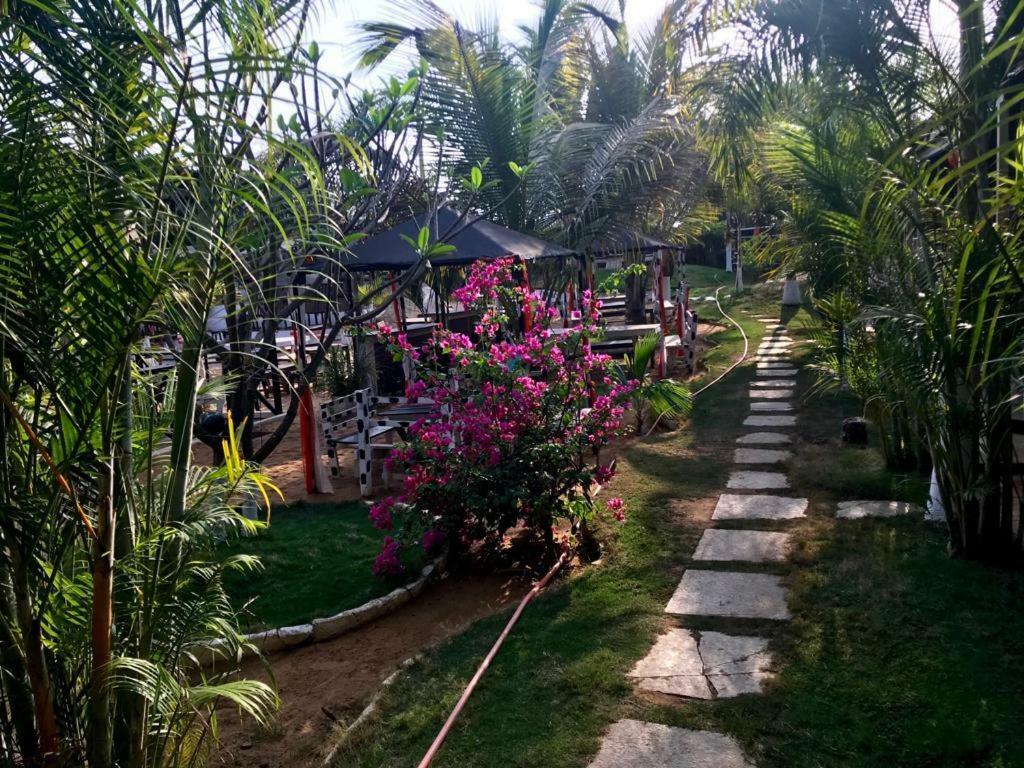 Boaty'S Beach Cottages Calangute Exterior photo